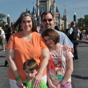 Meet your Posher, Suzanne